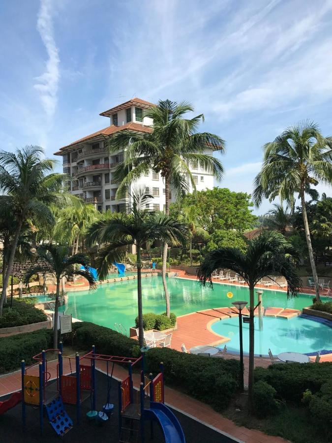 Alza Mahkota Hotel Melaka Malacca Exterior photo