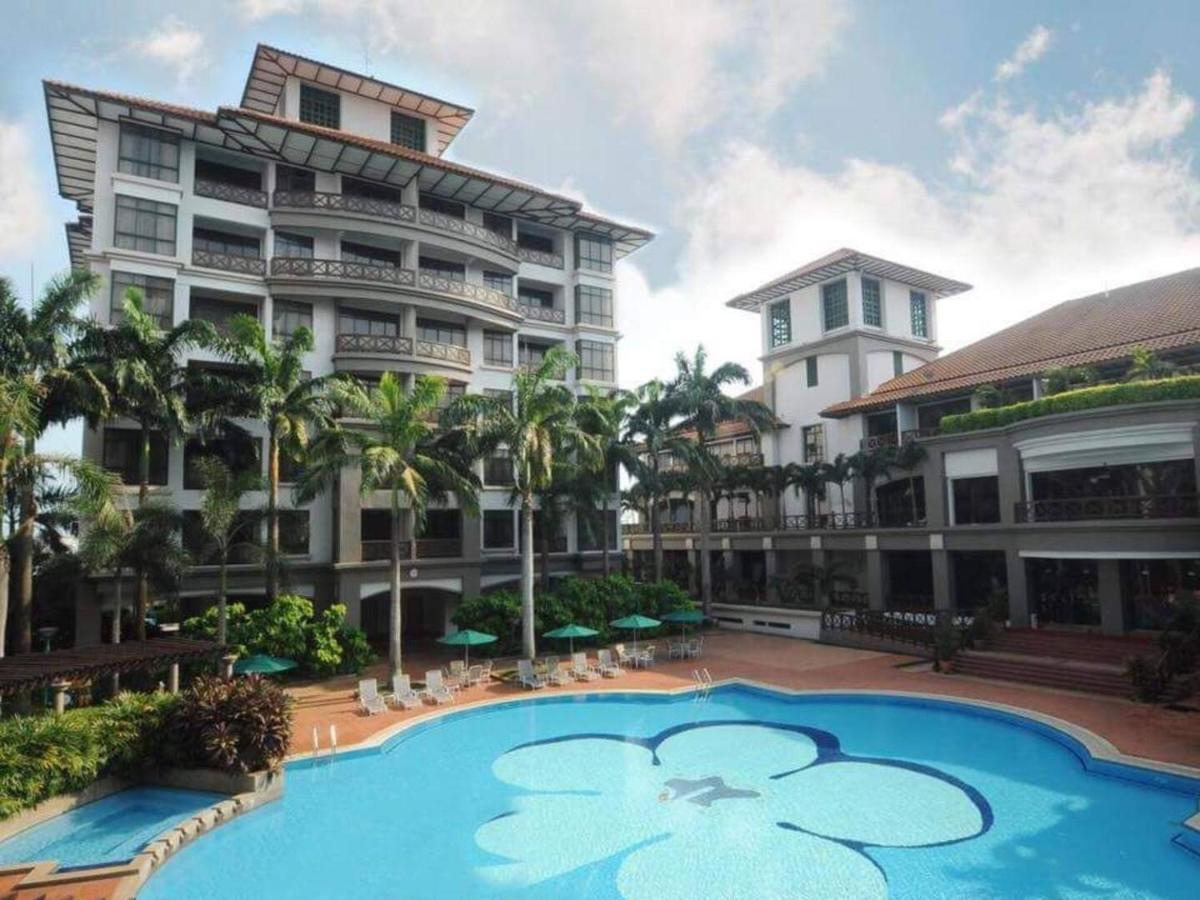 Alza Mahkota Hotel Melaka Malacca Exterior photo